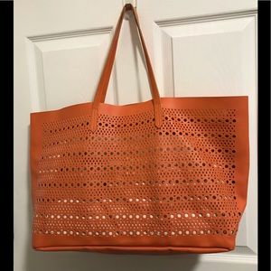 SAKS FIFTH AVENUE in Orange!